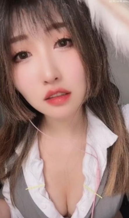 【MisswarmJ ASMR】 舔耳